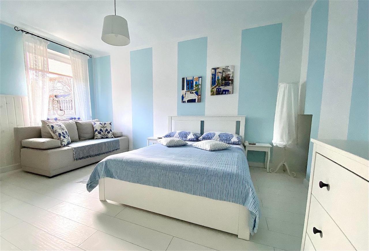 Szary Domek Apartamenty Ustka Exterior foto