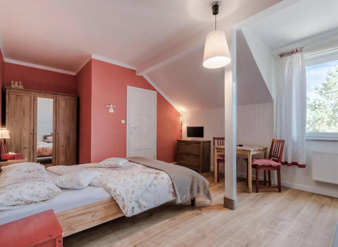 Szary Domek Apartamenty Ustka Exterior foto