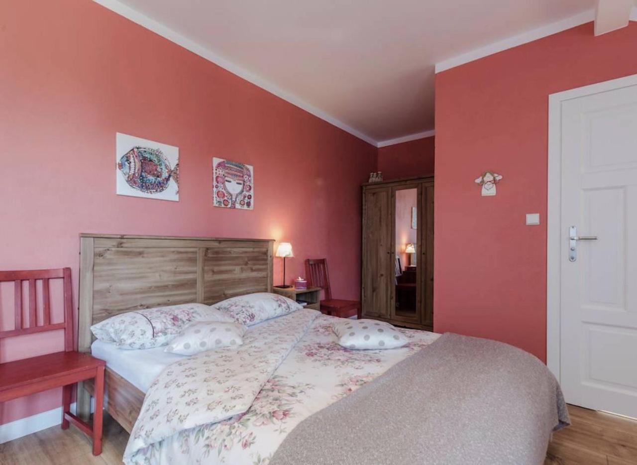 Szary Domek Apartamenty Ustka Exterior foto